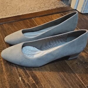 Easy Street Women's Classic Gray Flats